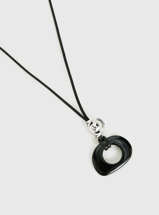 Static Romance Pendant Necklace Black