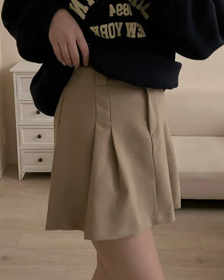 Basic pleated mini skirt