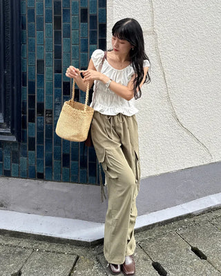 Wide cargo pants