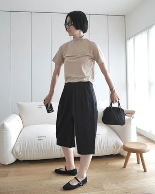 Side-tuck cotton pants