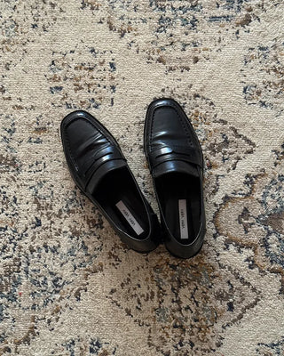 Leather design loafers