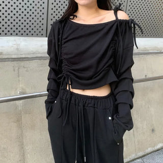 Ribbon string slit sweatshirt