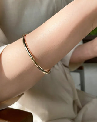 cynical C type bracelet