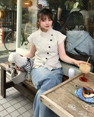 Slim, asymmetrical button blouse