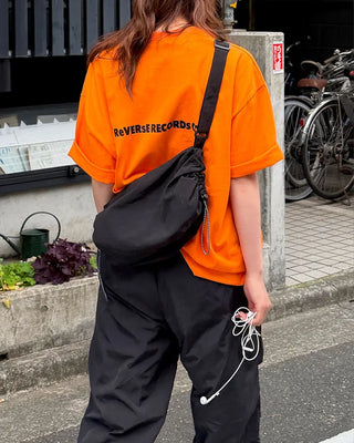 Drawstring shoulder bag