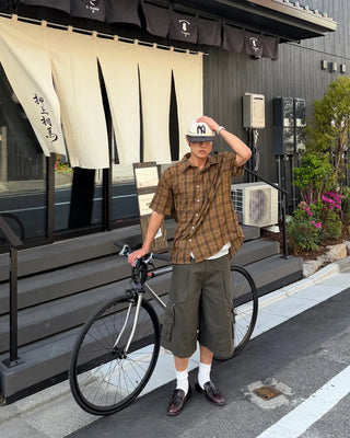 Cargo zip shorts
