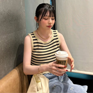 Striped knit sleeveless knit