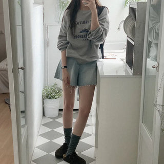 Lettering Slit Sweatshirt