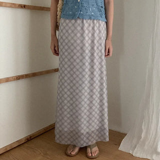 Checked mesh long skirt