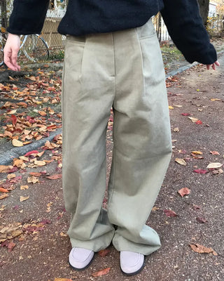 Rivet Pocket Pants