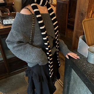Border scarf