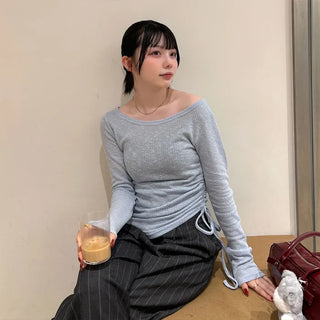 Side-shirred T-shirt