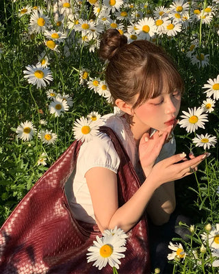 Weaving shoulder bag