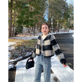 Checked cropped jacket