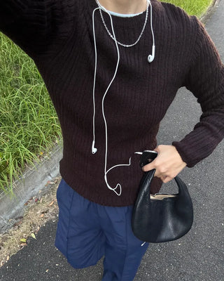 Wool Round Slim Knit