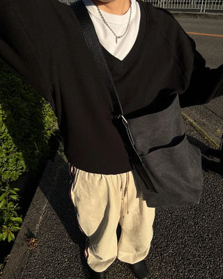 Waffle V-neck sweatshirt