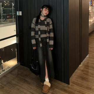 Front slit long skirt