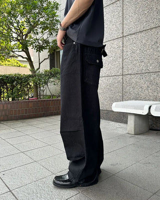 Back-adjustable denim