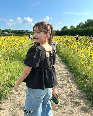 Square puff blouse