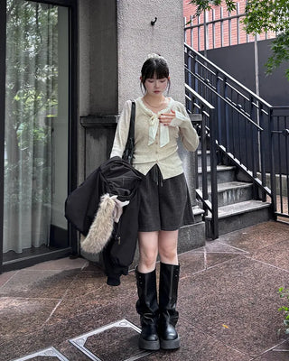String knit shorts