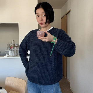 Volume round neck knit sweater