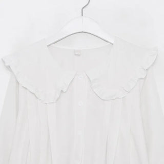 Frill collar blouse