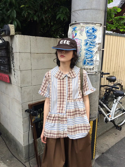 Frilled check short-sleeved blouse