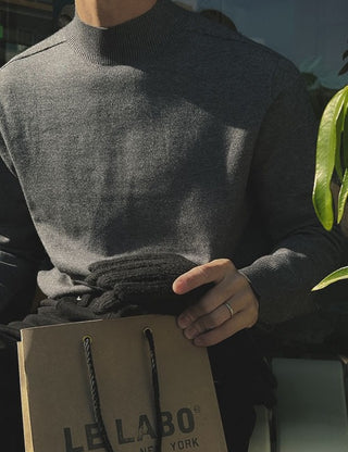 Marine mock turtleneck knit (span fabric)
