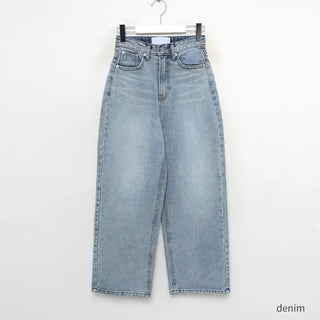 Wide denim pants