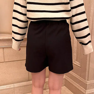 Two-pleat shorts