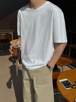 Must-have Washed U-Neck  T-shirt