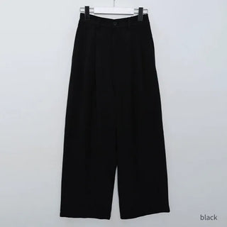 Two-pleat wide slacks