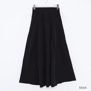 Pintuck flared long skirt