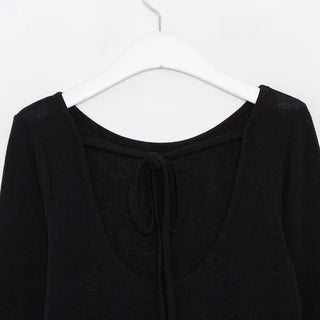 Back Ribbon T-shirt