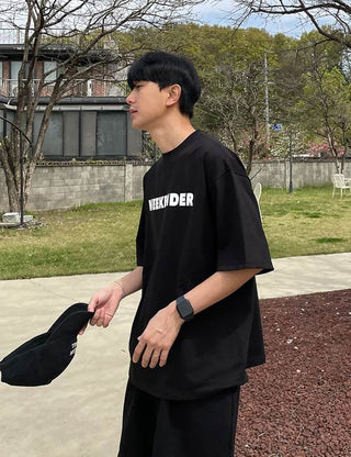 WEEKENDER. Sturdy Short Sleeve T-shirt (4 colors)