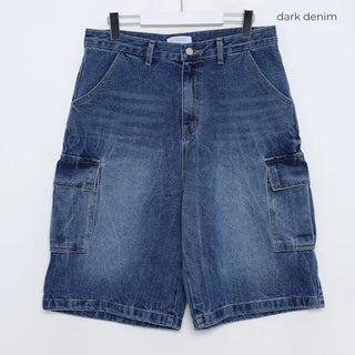 Pocket denim shorts