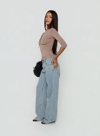 Yemina Keyhole 3/4 Sleeve Top Mushroom