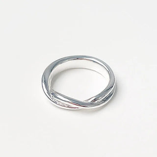 jini twist ring