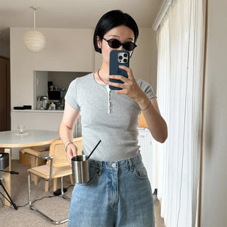 Tinted oval sunglasses