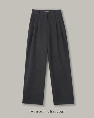 Leg-lengthening pintuck wide slacks