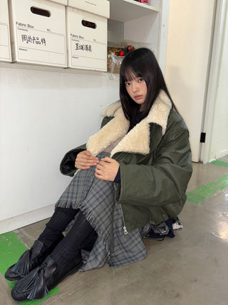 [NEVERSEEZ] Lapel Fleece Diagonal Zipper Jacket