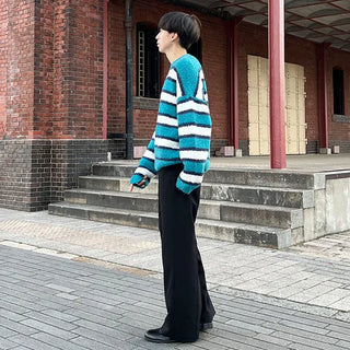 Boucle U-neck knit