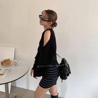 Asymmetrical Slit Shoulder Knit