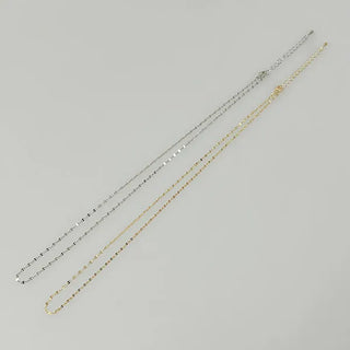 Simple daily chain necklace