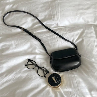 moa round mini cross bag