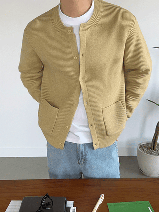 Howell Pocket Round Cardigan
