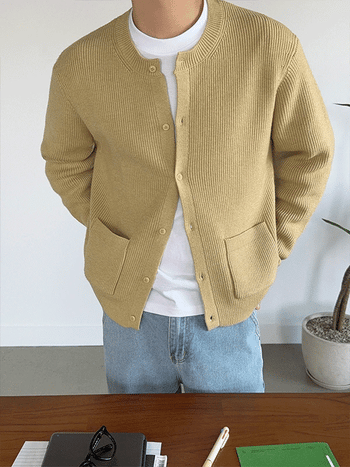 Howell Pocket Round Cardigan