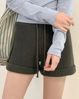 Knit shorts