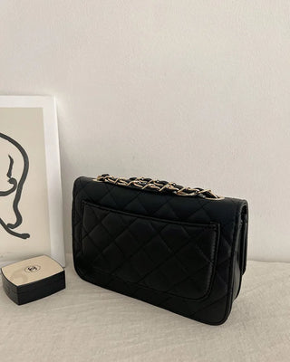 Classic buckle quilted mini chain shoulder bag