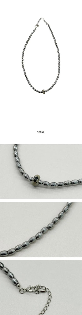 Silver bead necklace